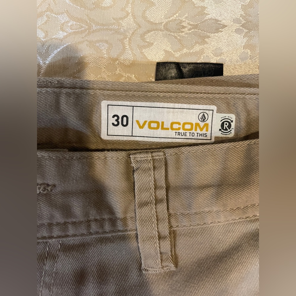 Volcom Men's Modern Fit Chino Short